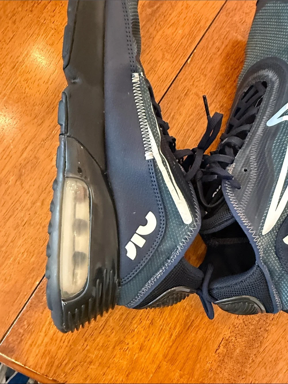 Nike lightweight sneakers